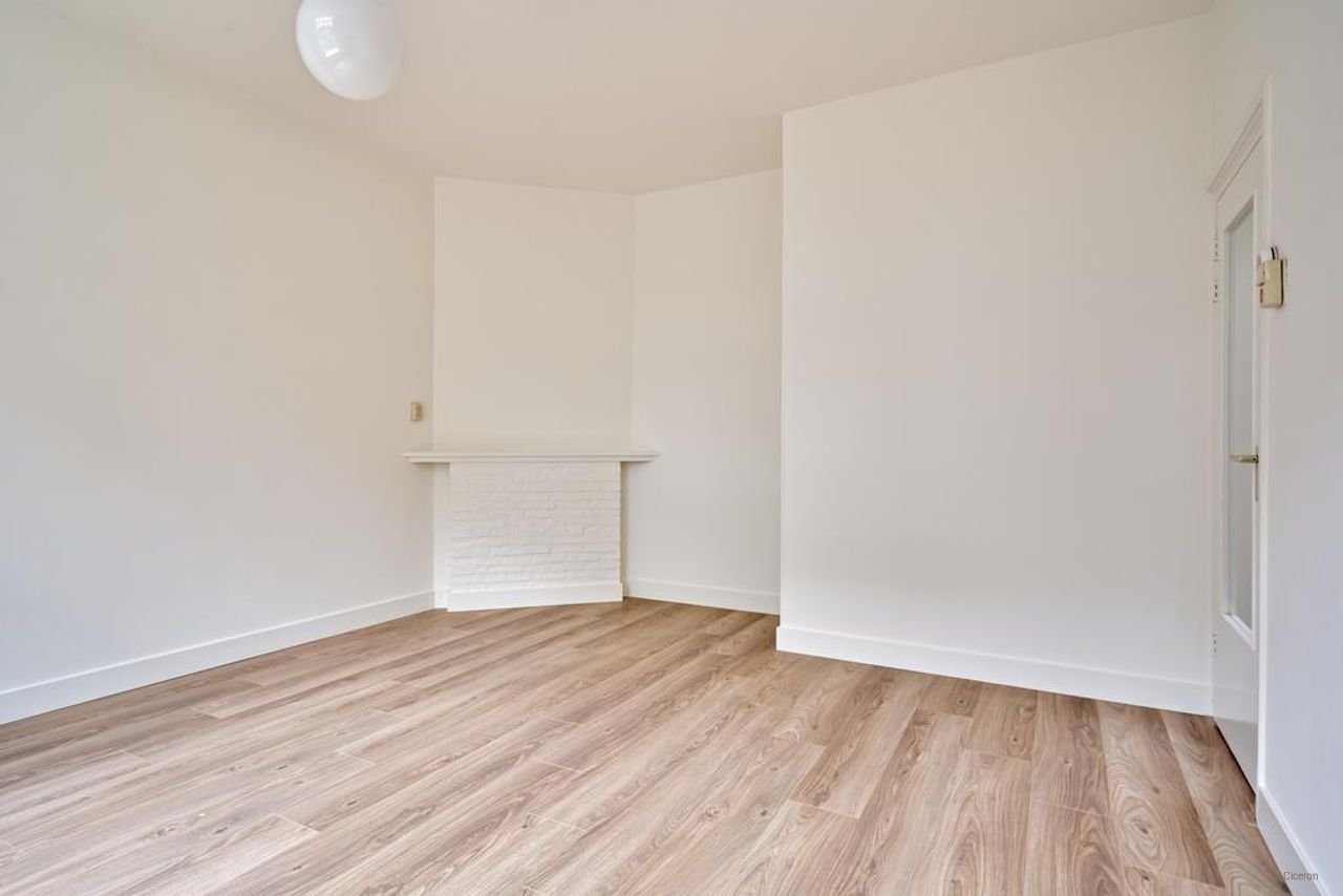 Renovated almshouse (60+) in Haarlem - Image 14