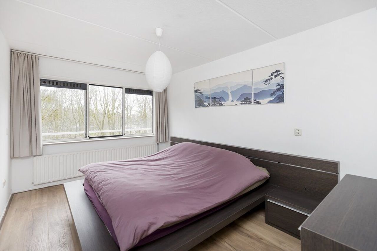 Licht 3-kamerappartement bij Lelylaan - Afbeelding 12