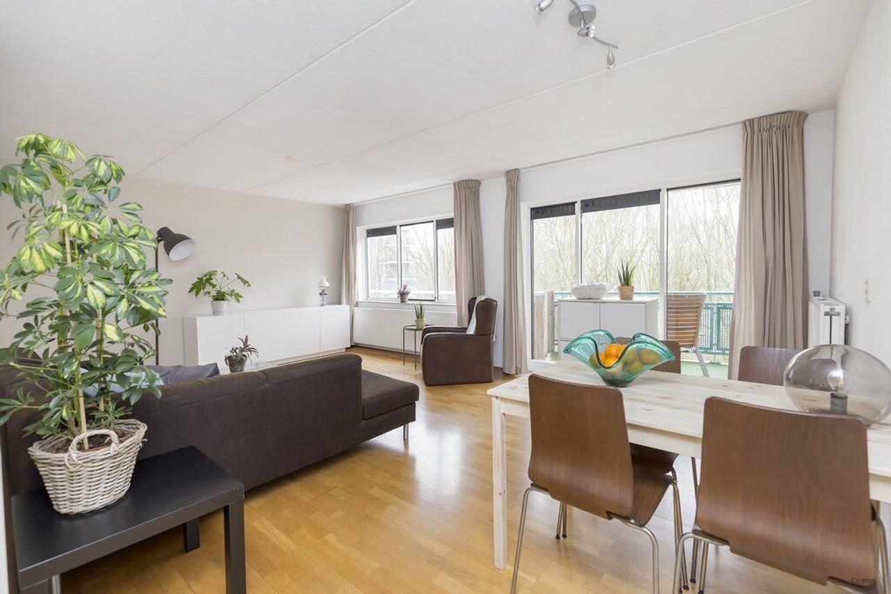 Licht 3-kamerappartement bij Lelylaan - Afbeelding 6