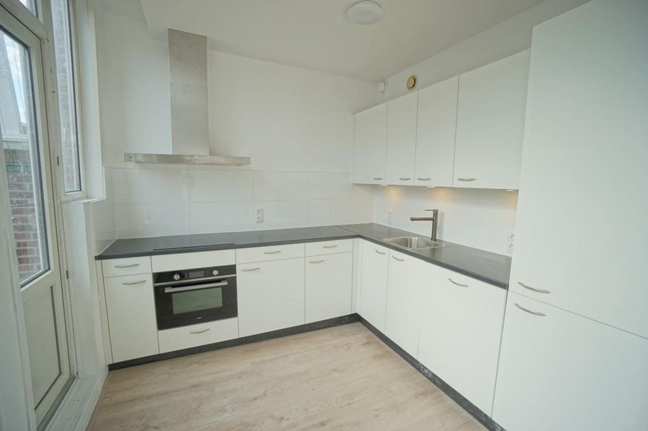 Spacious 3-bedroom student house in Schiedam - Image 2