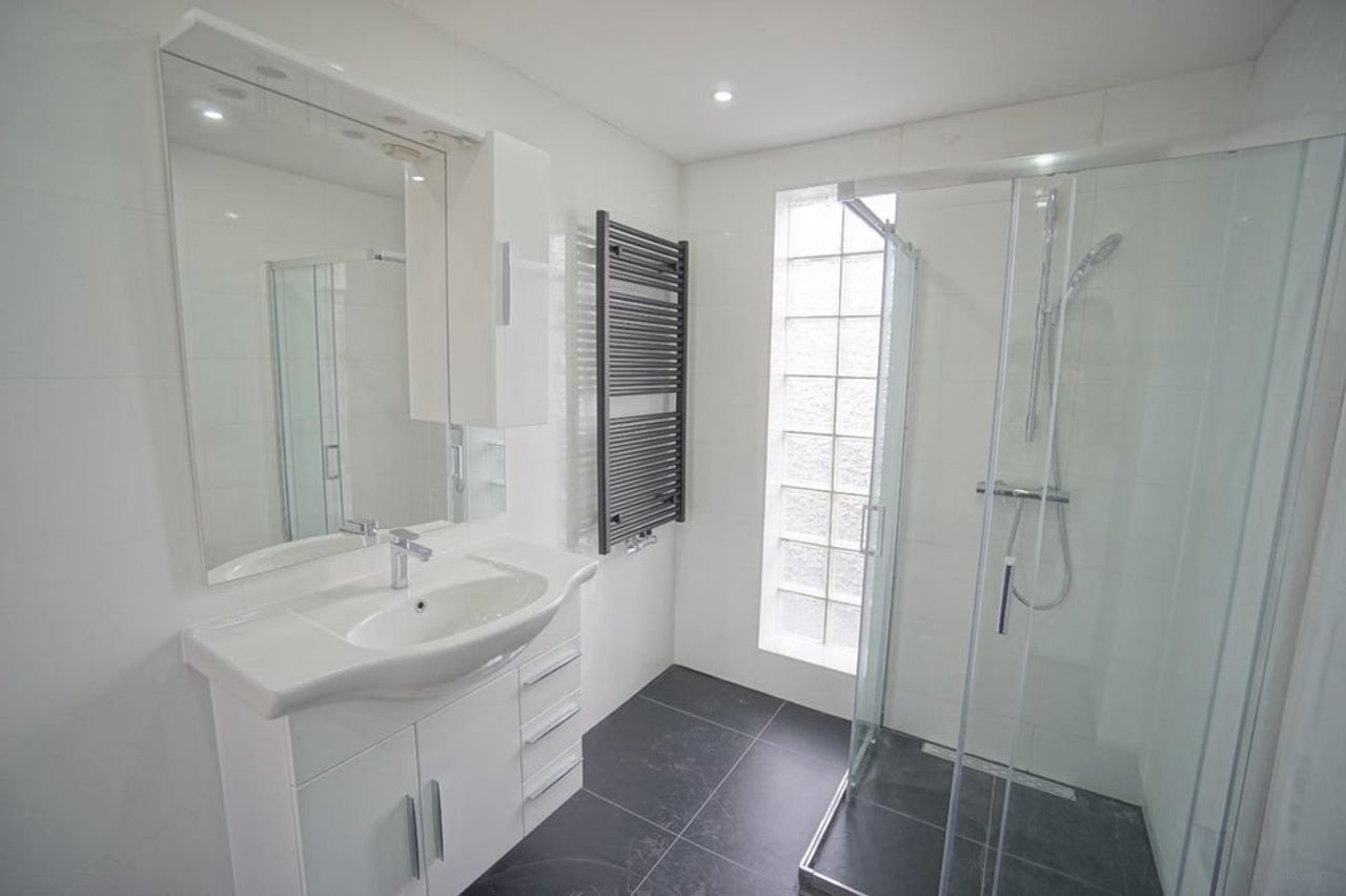 Spacious 3-bedroom student house in Schiedam - Image 9