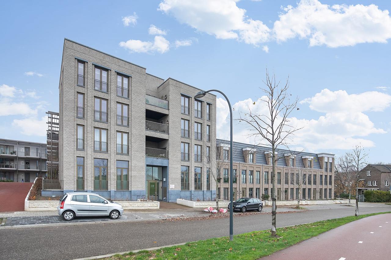 2022 Apartment with Balcony - Image 1