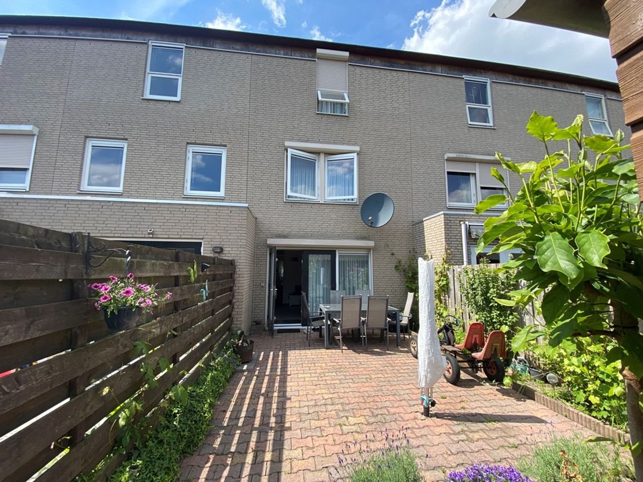 Bright house on the edge of Rijkerswoerd - Image 3