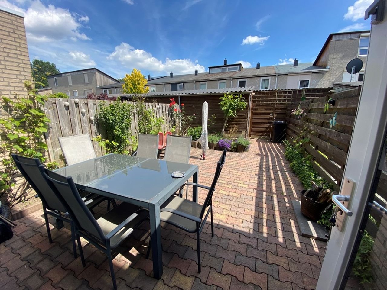 Bright house on the edge of Rijkerswoerd - Image 4