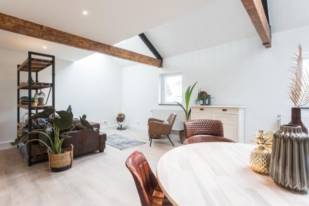 Monumental apartment by the park - Image 3