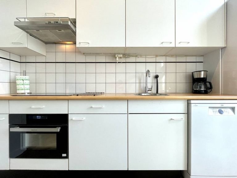 Royaal dubbel bovenhuis van 170m² - Afbeelding 12