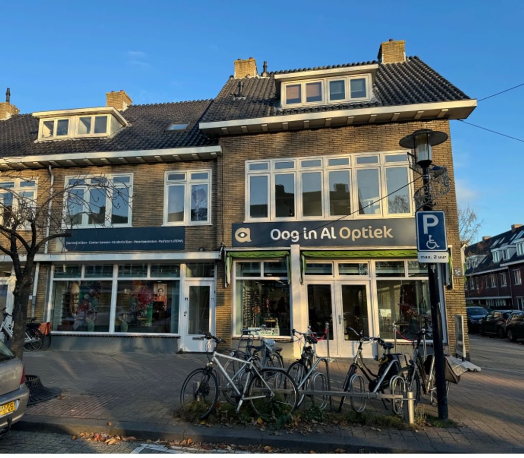 Etage met dakterras in Oog in Al - Afbeelding 1