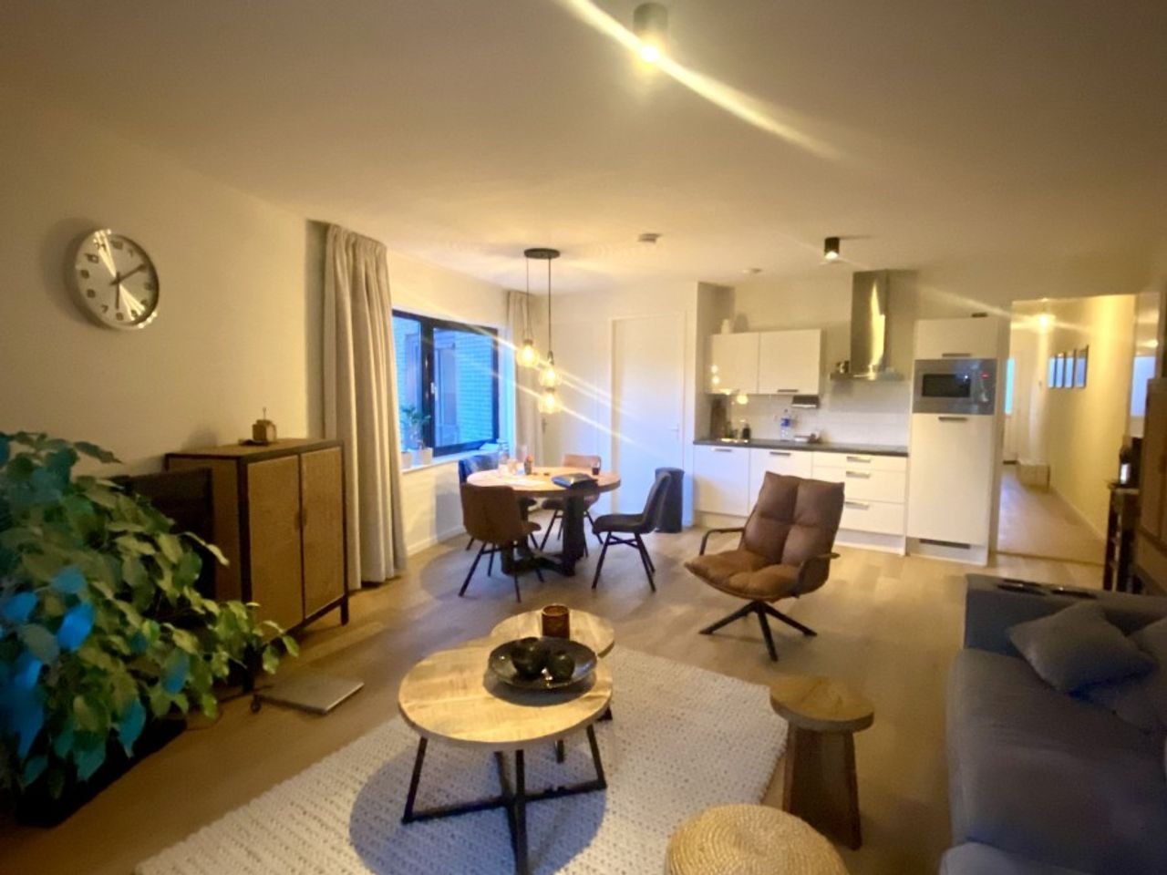 Modern 4-room apartment in the heart of Apeldoorn - Image 3