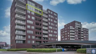 Uitzicht over de haven op de 8e etage