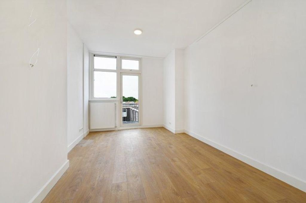 Kamer van 21 m² met eigen badkamer en balkon - Afbeelding 2