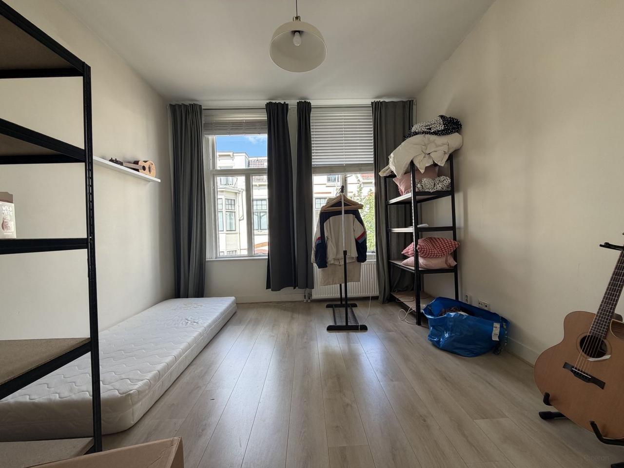 Kamer met eigen keuken vlak bij station - Afbeelding 2