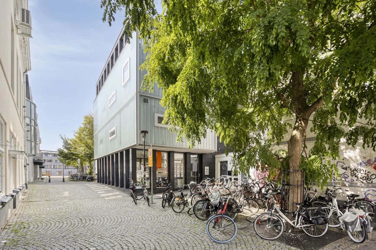 Licht appartement aan Herdenkingsplein - Afbeelding 6