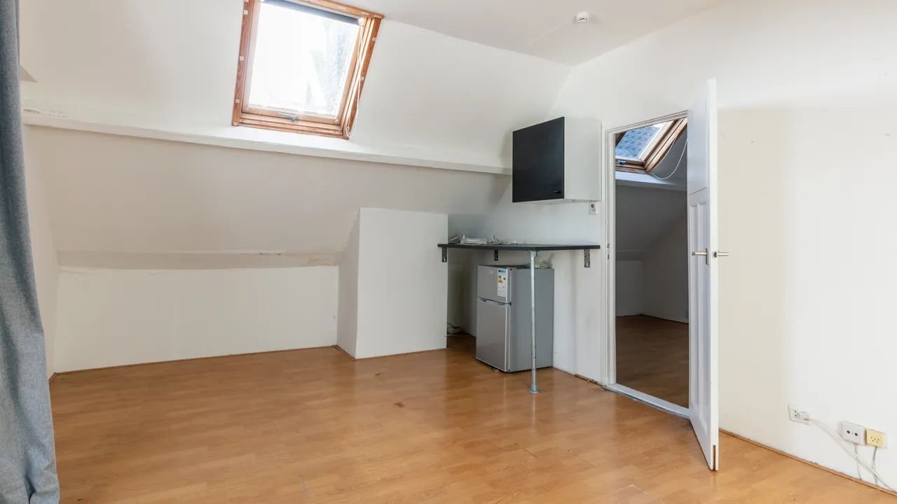 Spacious 6-room apartment in the Oude Noorden - Image 19
