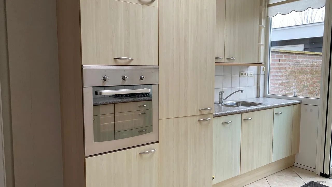 Tussenwoning met uitzicht op de singel - Afbeelding 6