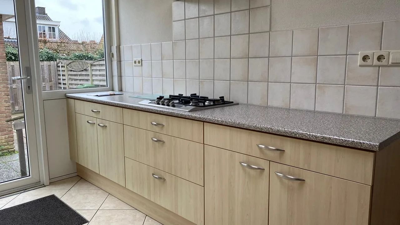 Tussenwoning met uitzicht op de singel - Afbeelding 5