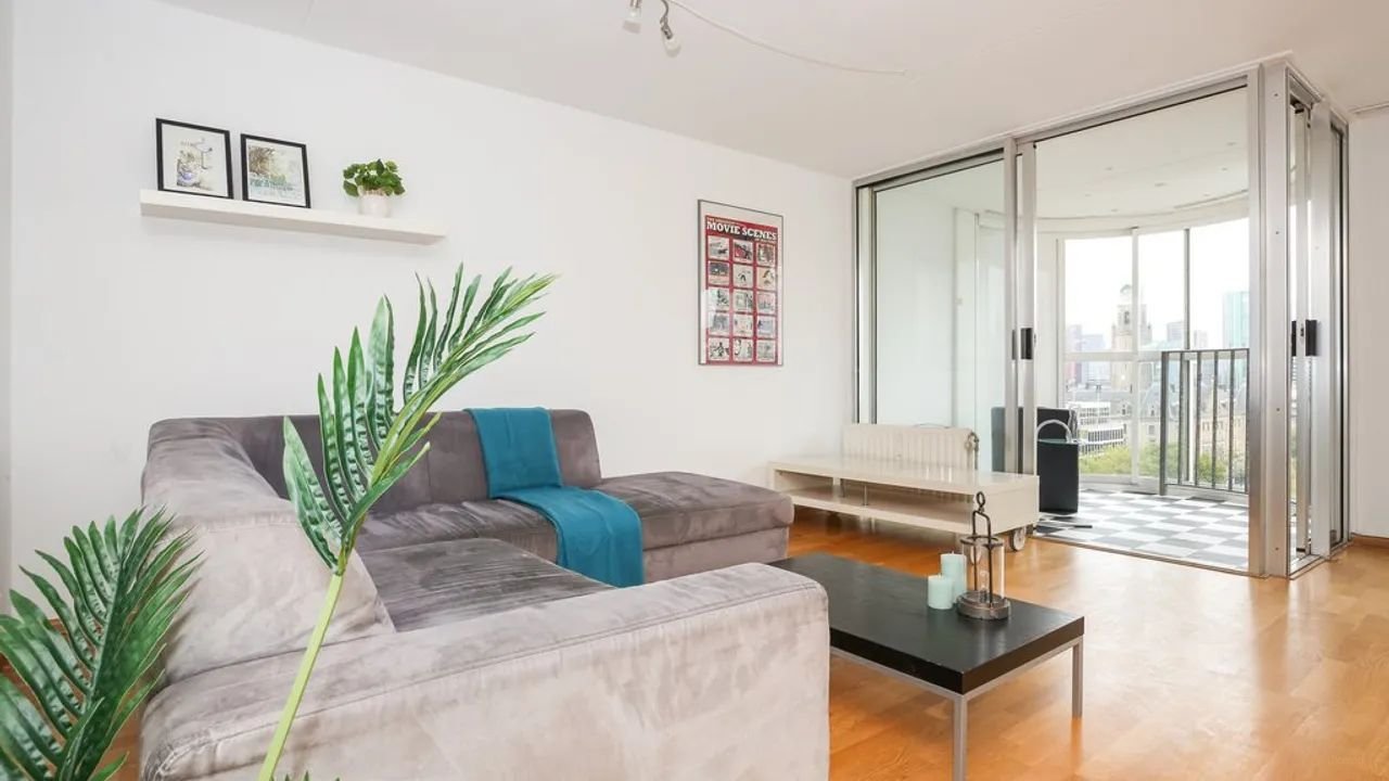 Uitzicht op Hofplein vanaf de 11e etage - Afbeelding 2