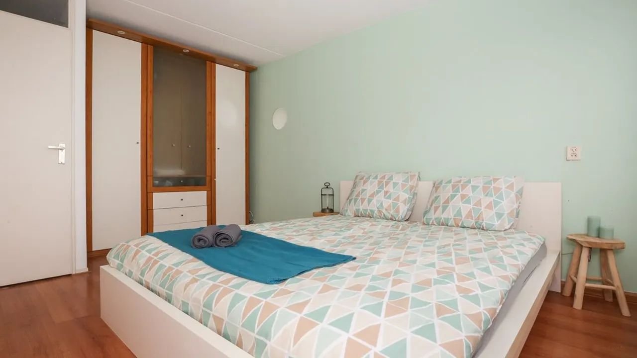 Uitzicht op Hofplein vanaf de 11e etage - Afbeelding 15