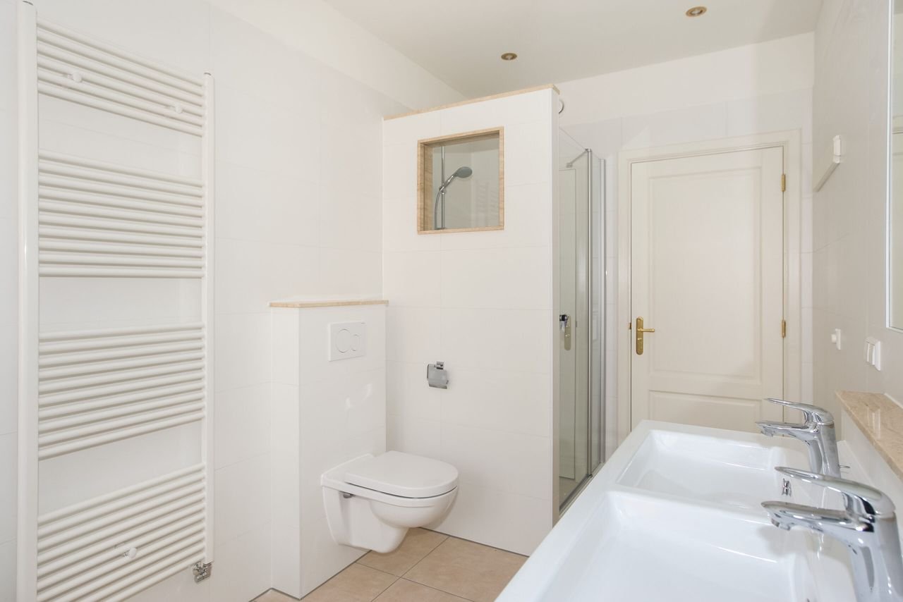 Lichte hoekwoning met 5 slaapkamers - Afbeelding 18