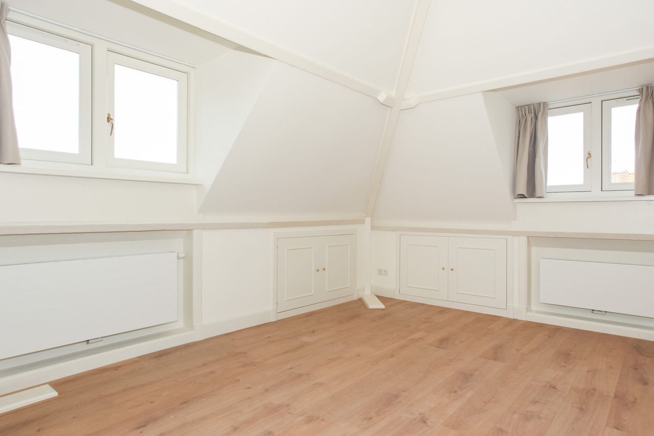 Lichte hoekwoning met 5 slaapkamers - Afbeelding 29