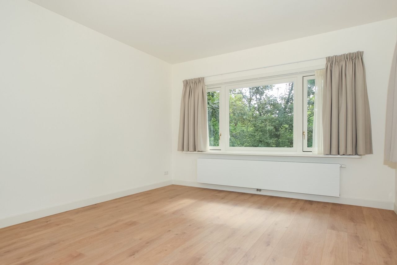 Lichte hoekwoning met 5 slaapkamers - Afbeelding 24