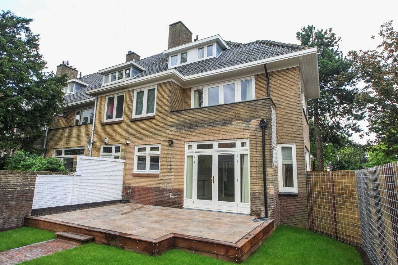 Lichte hoekwoning met 5 slaapkamers - Afbeelding 3