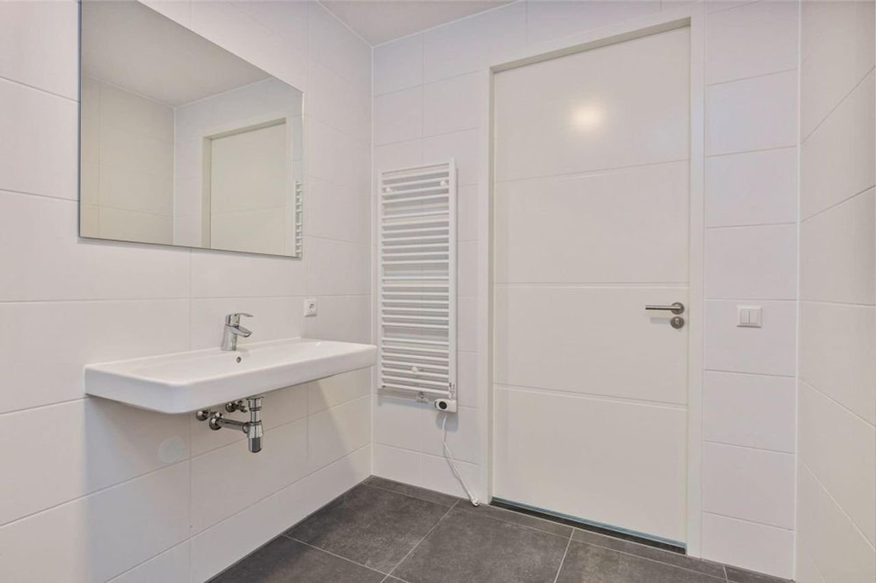 98m² of living pleasure in De Ananas - Image 10