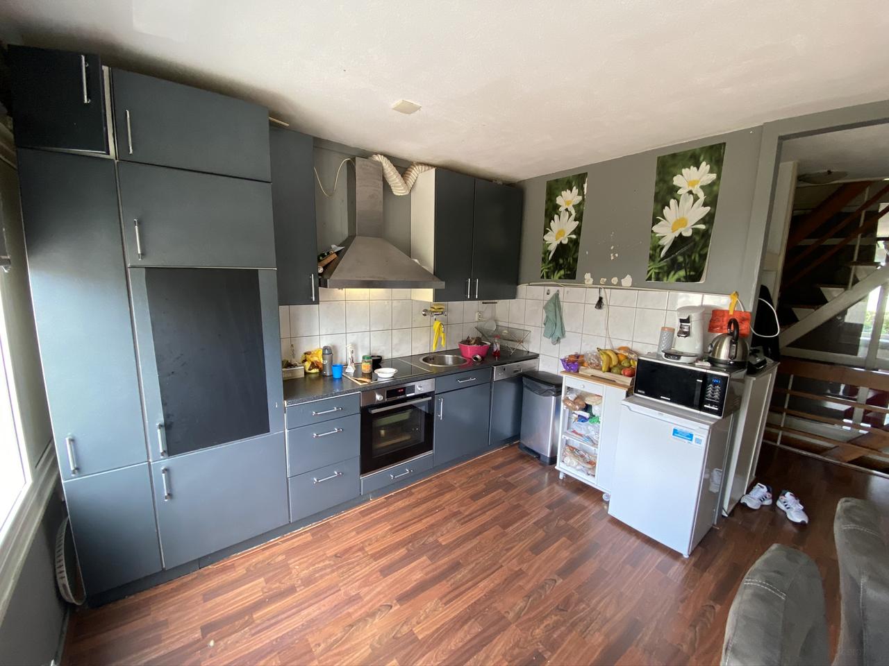 Spacious house with garage on Reutumbrink - Image 2