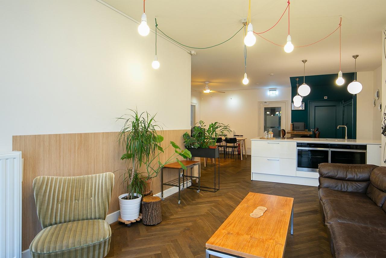 Studio on Oudegracht with City Garden - Image 13