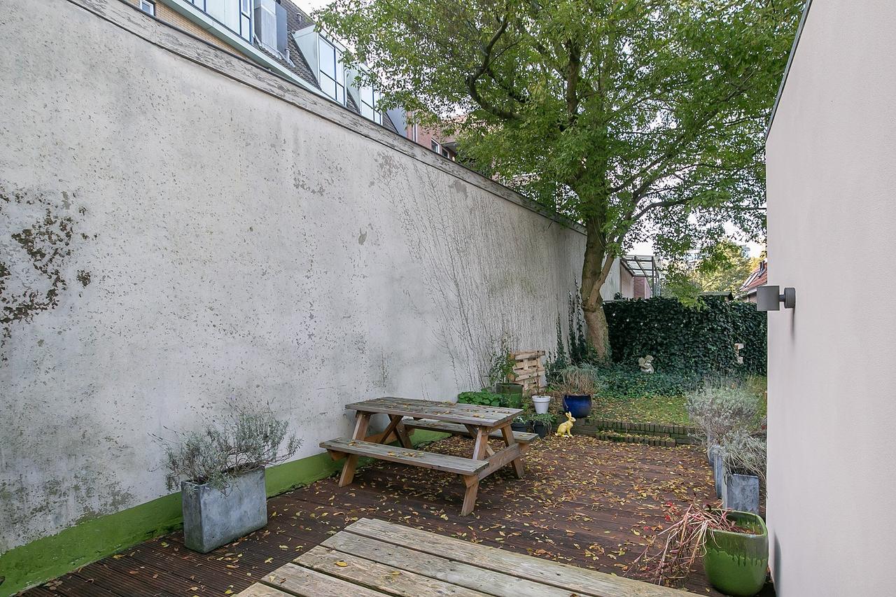 Studio on Oudegracht with City Garden - Image 17