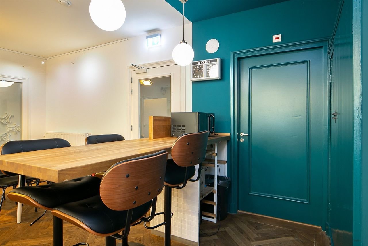 Luxe studio aan de Oudegracht met tuin - Afbeelding 15