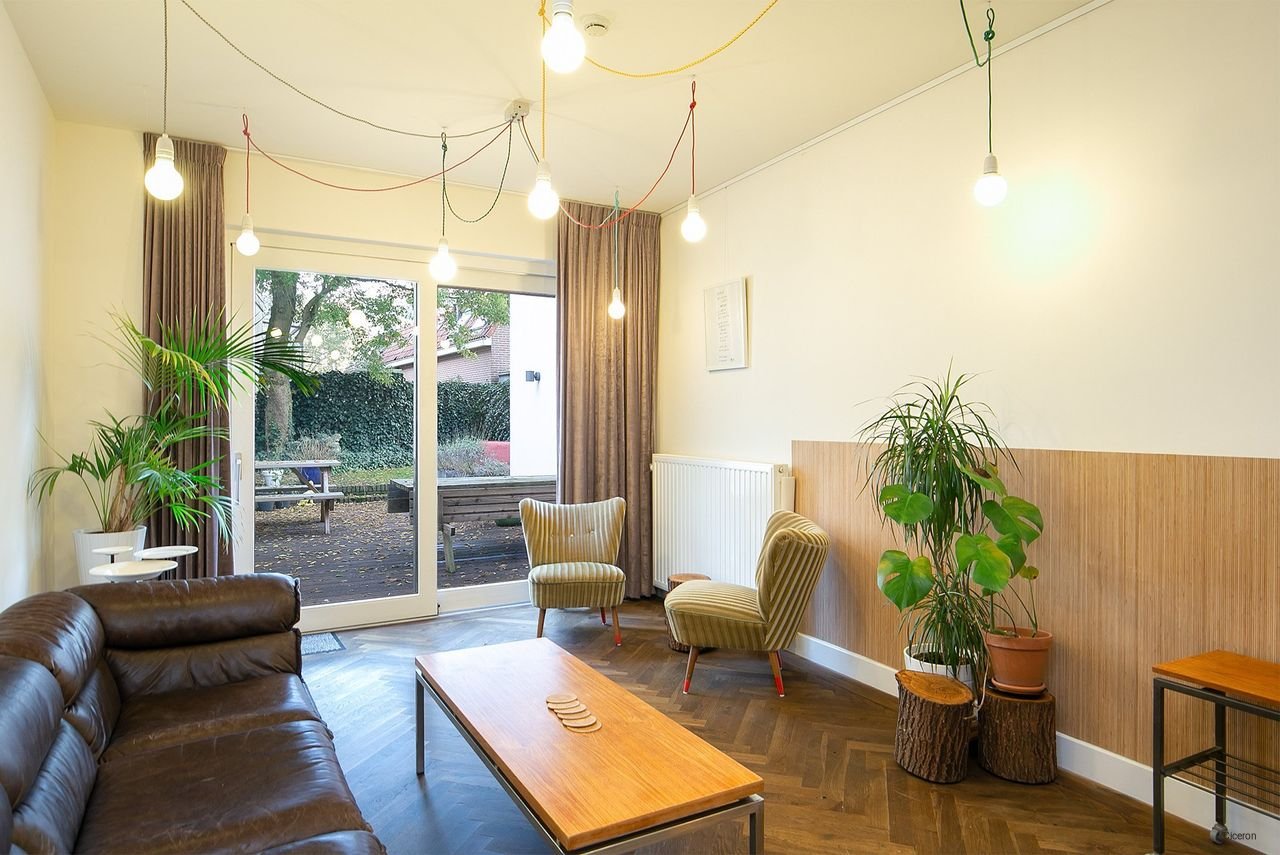 Luxe studio aan de Oudegracht met tuin - Afbeelding 10