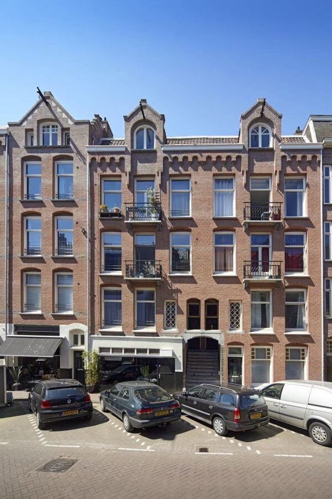 Gerenoveerd appartement van 72 m² bij Vondelpark - Afbeelding 1