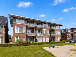 Bright 2-bedroom apartment with balcony