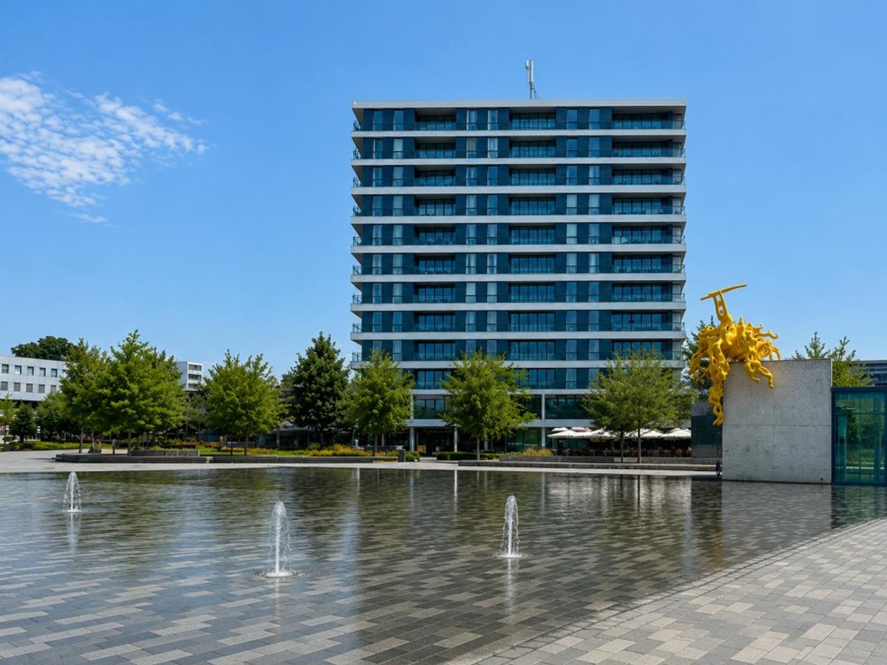 2-kamer appartement op de 9e etage in hartje Emmen - Afbeelding 1