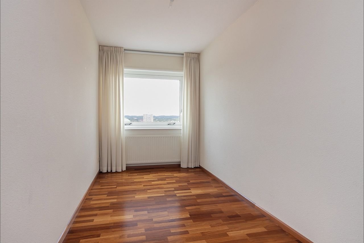 Royaal wonen in Toren van Siza: 120m² - Afbeelding 16