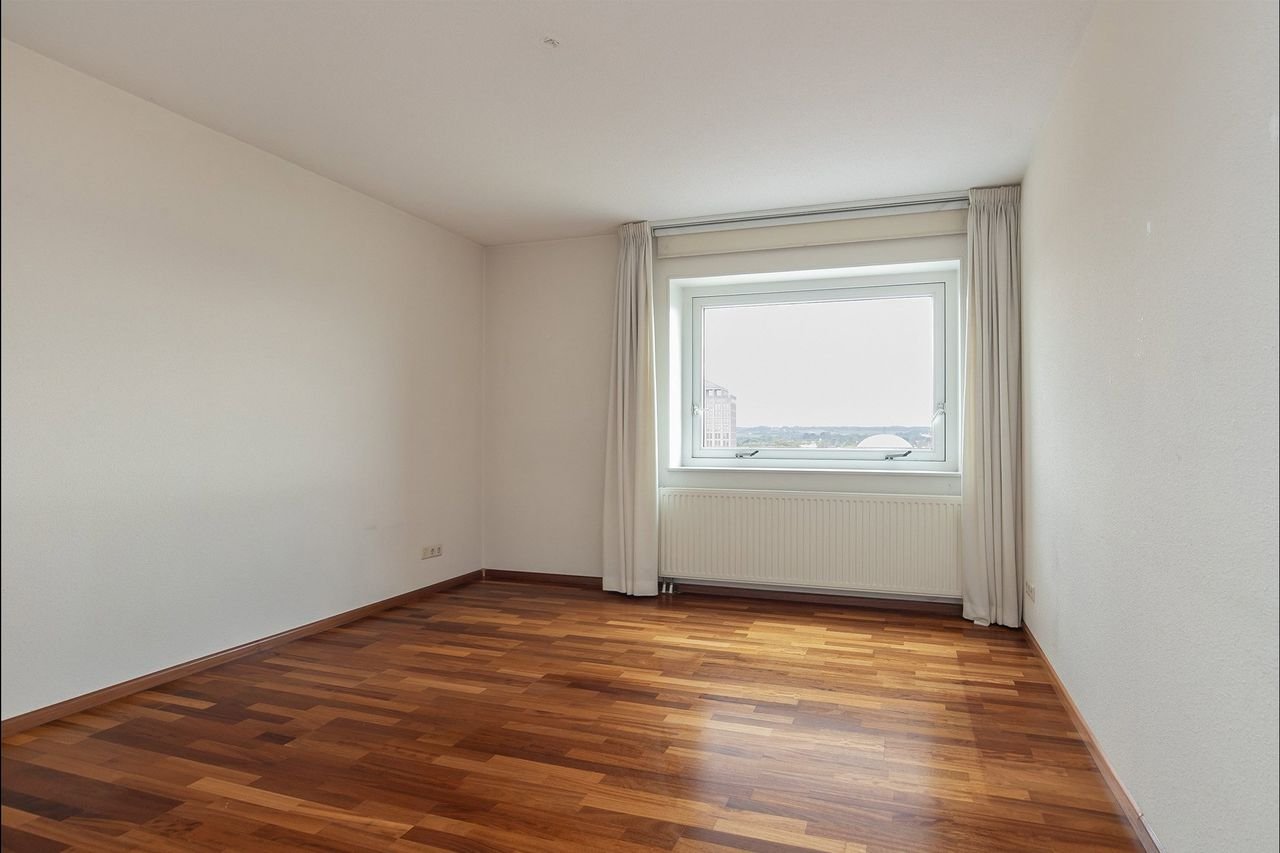 Royaal wonen in Toren van Siza: 120m² - Afbeelding 14