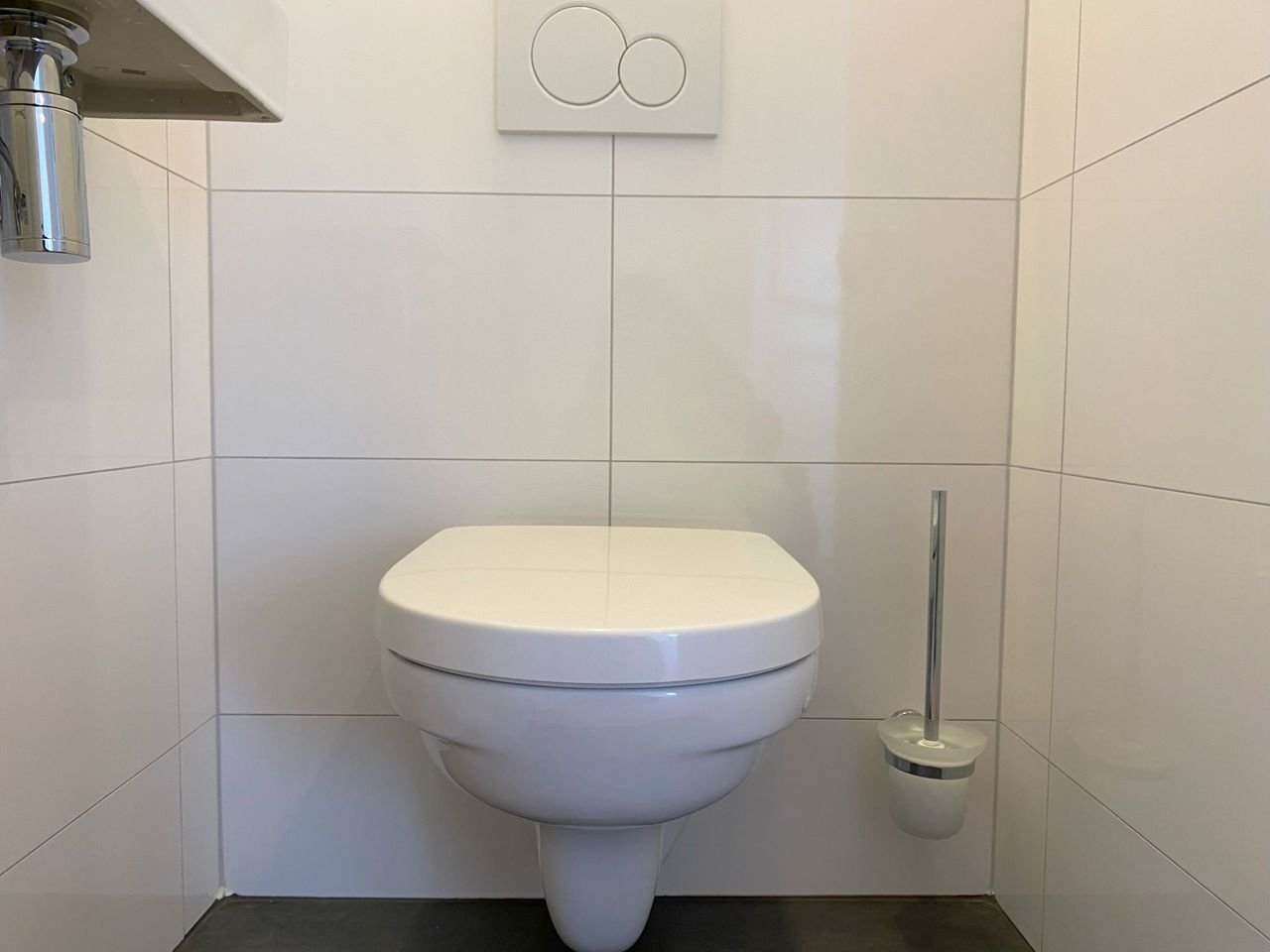 Sleek 4-room apartment with A++ energy label - Image 9