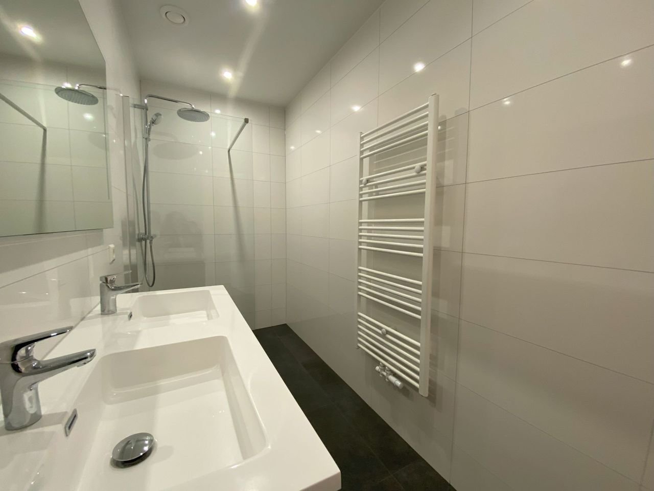 Sleek 4-room apartment with A++ energy label - Image 7