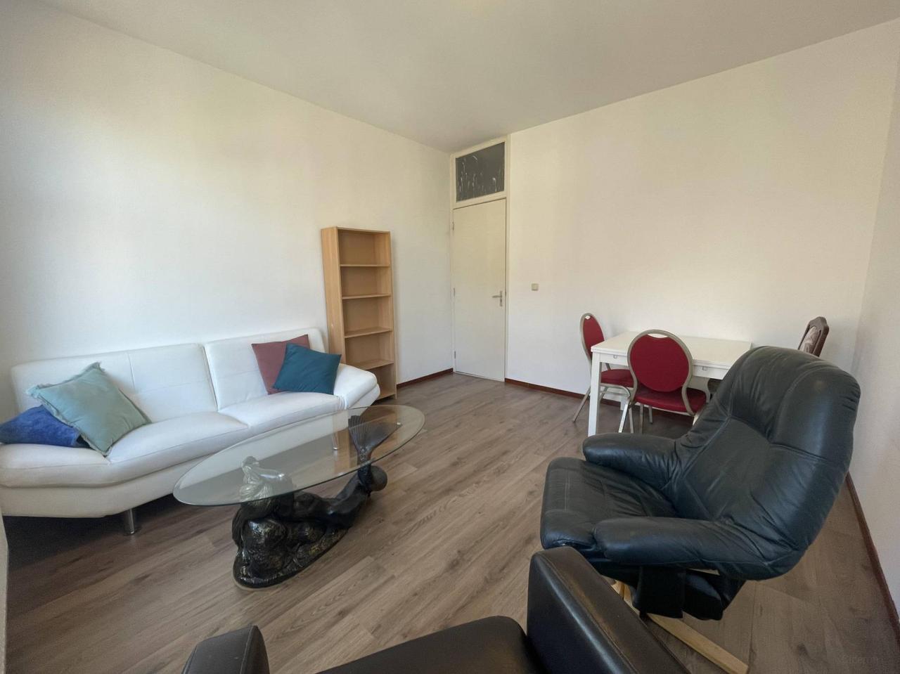 Gemeubileerd 2-kamerappartement in Spangen - Afbeelding 4