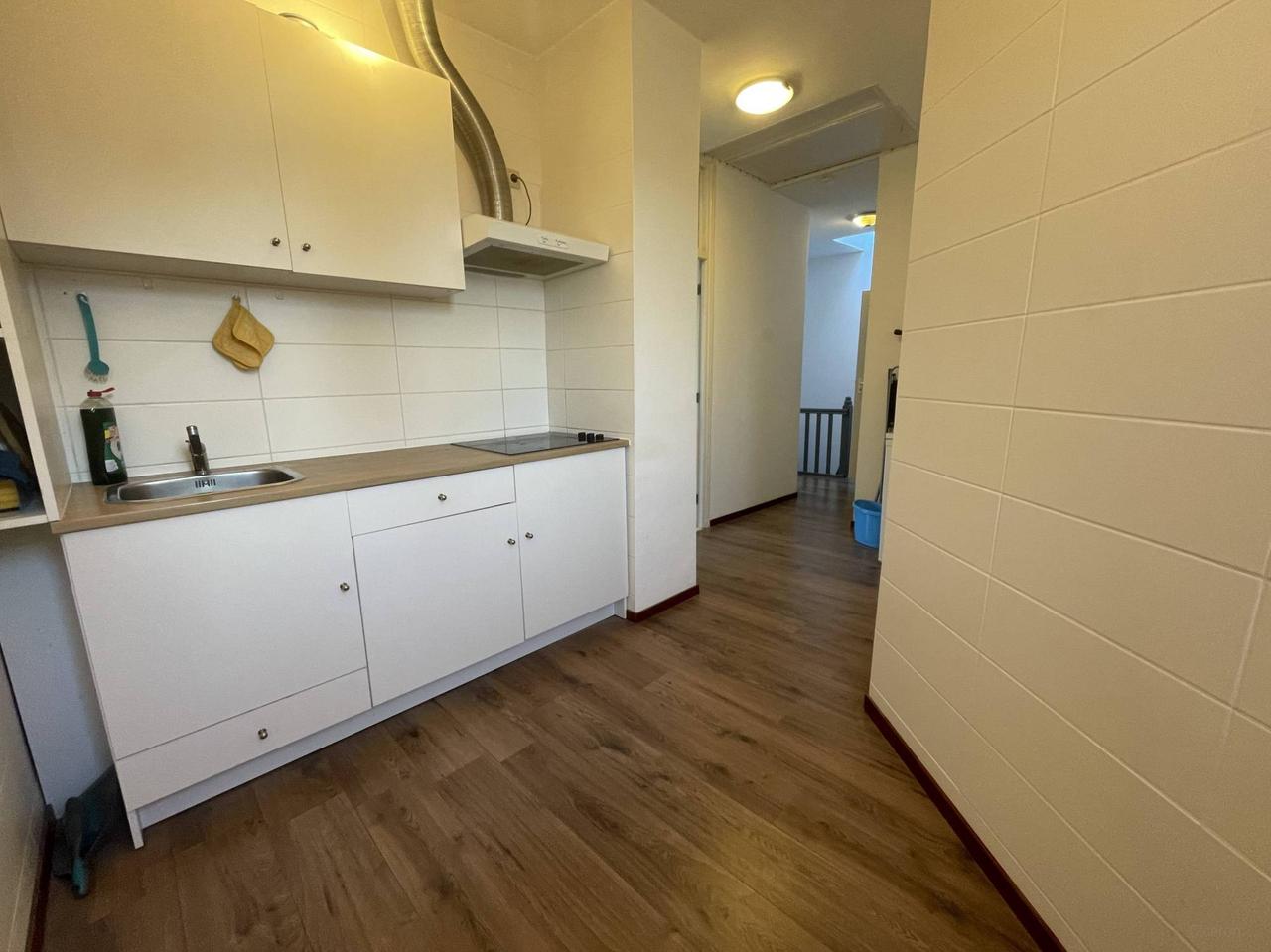 Gemeubileerd 2-kamerappartement in Spangen - Afbeelding 9