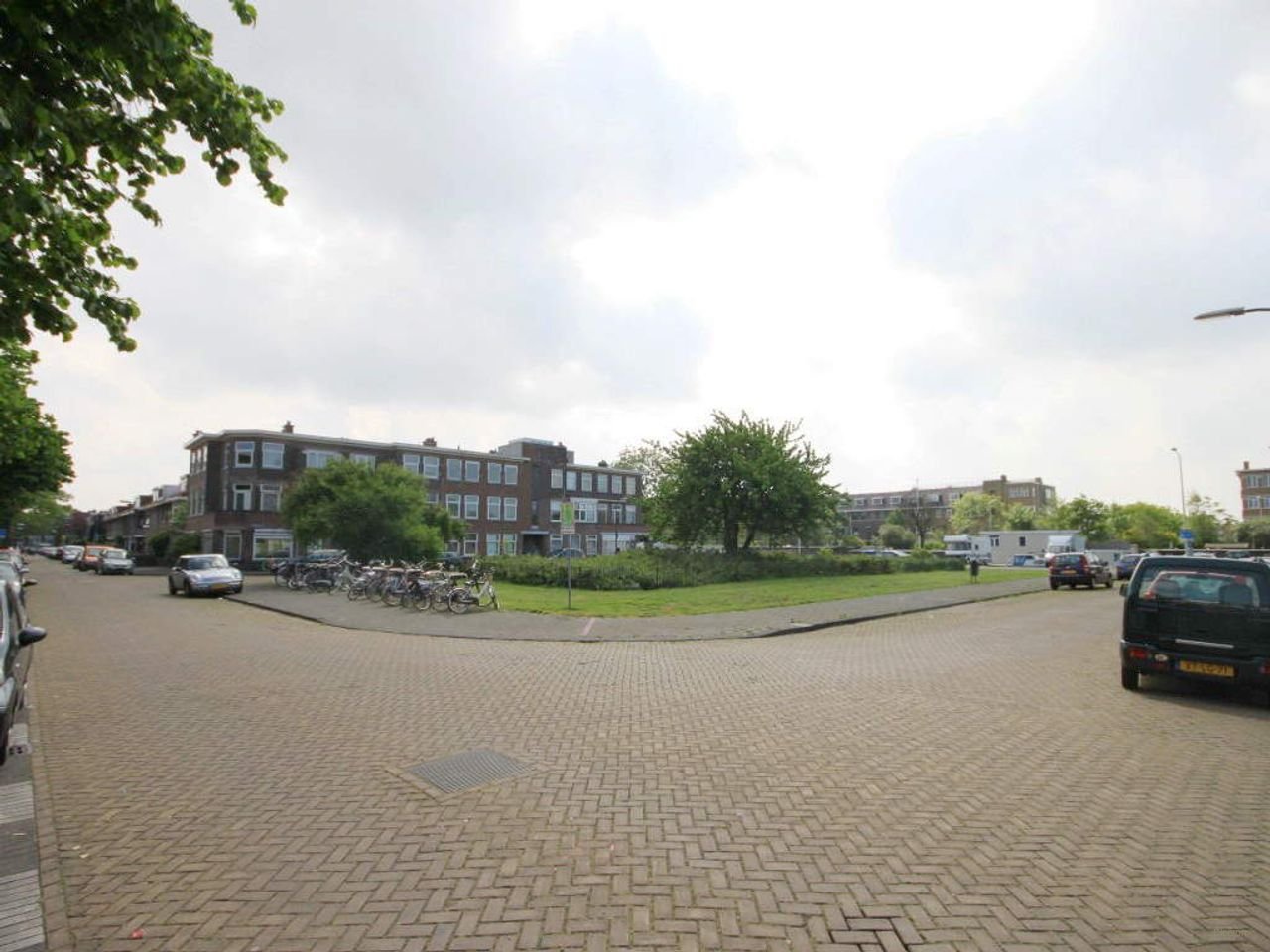 Bright corner apartment for students - Image 14