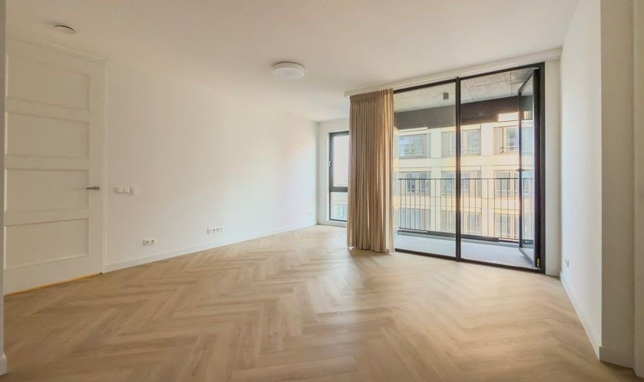 New-build 2-bedroom apartment in Hyde Park Hoofddorp - Image 2