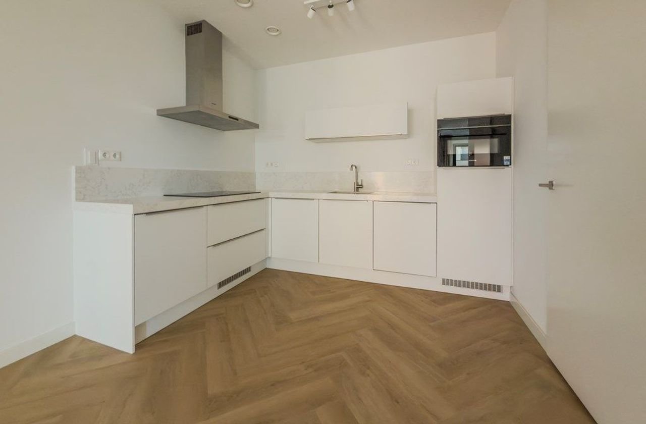 New-build 2-bedroom apartment in Hyde Park Hoofddorp - Image 5