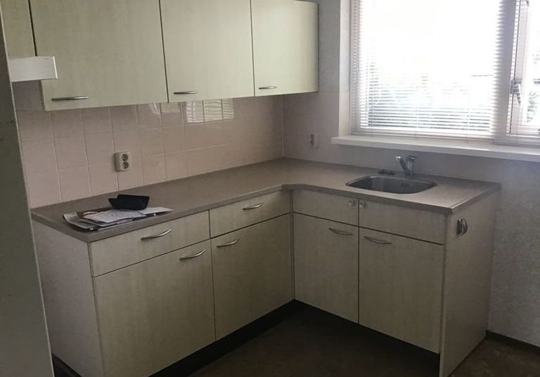 Senior housing with unobstructed views in Menaam - Image 5