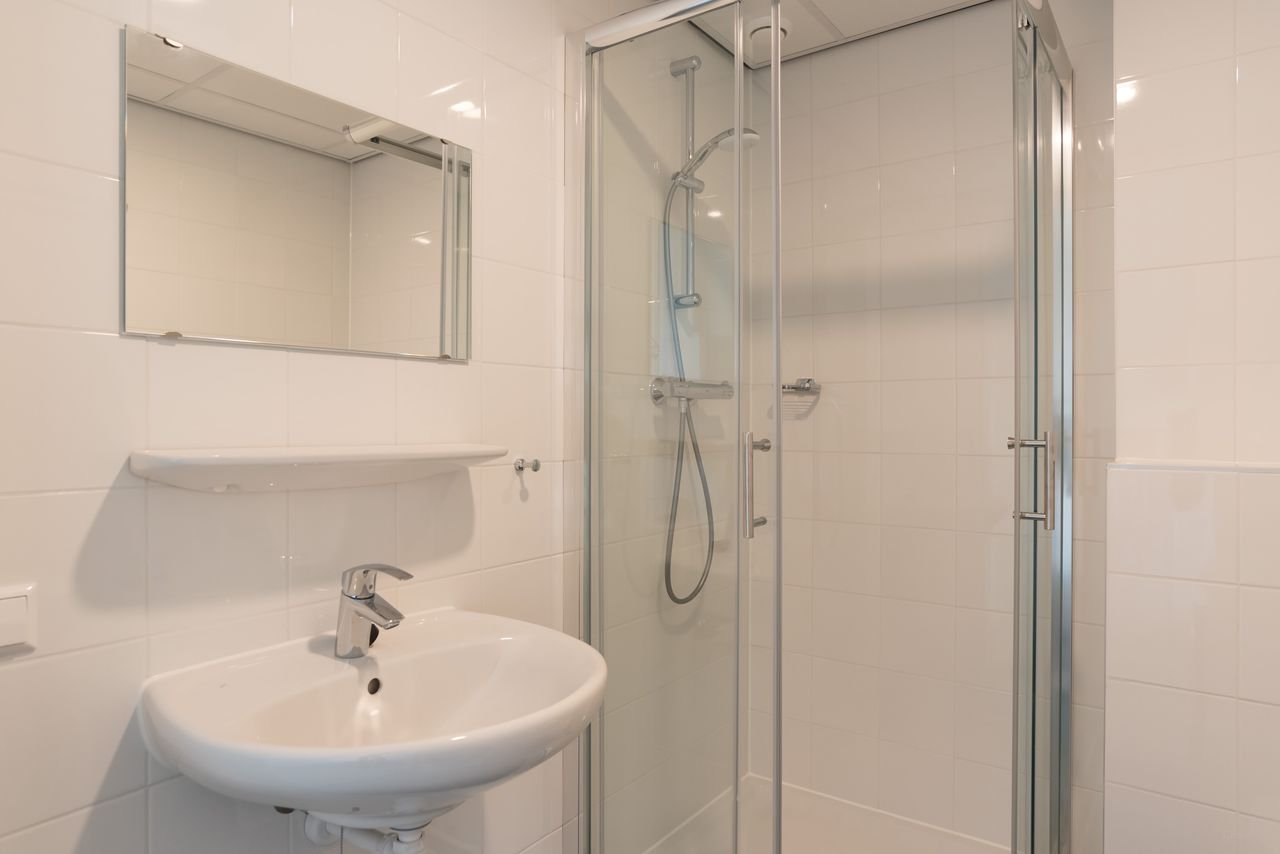 Modern studio with energy label A+++ - Image 2