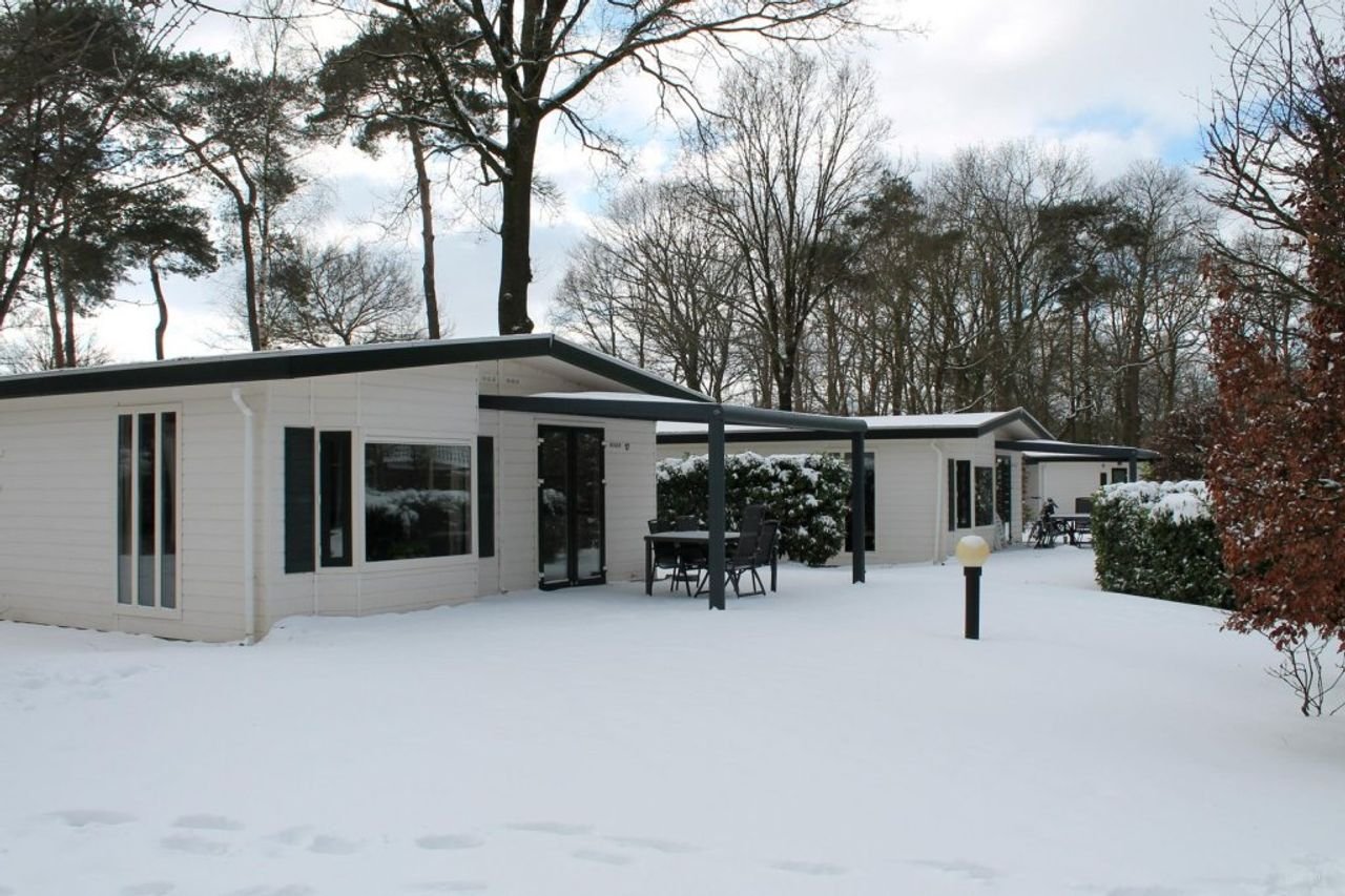 Gemeubileerd winterchalet in het groen - Afbeelding 5