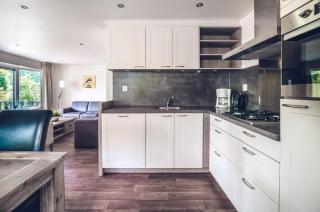 Furnished chalet with garden in Voorthuizen - Image 6