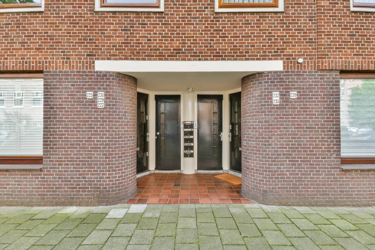 Dubbele bovenwoning bij Westerpark met 2 balkons - Afbeelding 2
