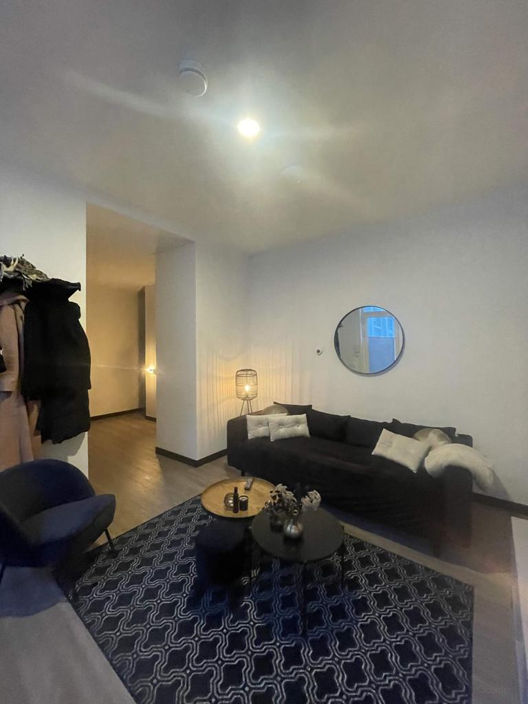 Gemeubileerd 2-kamerappartement aan Damsterdiep - Afbeelding 1