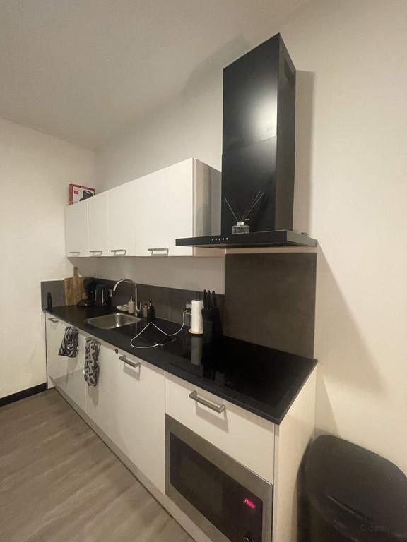 Gemeubileerd 2-kamerappartement aan Damsterdiep - Afbeelding 4